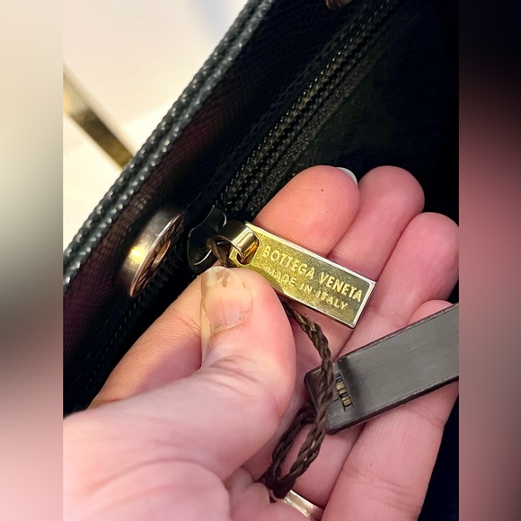 Bottega Veneta Small Black Bucket Bag with Toggle Straps - Picture 9 of 13